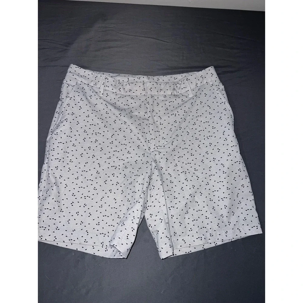 All in Motion Mens Golf Shorts Gray Geometric Triangle Print Size 36 Activewear